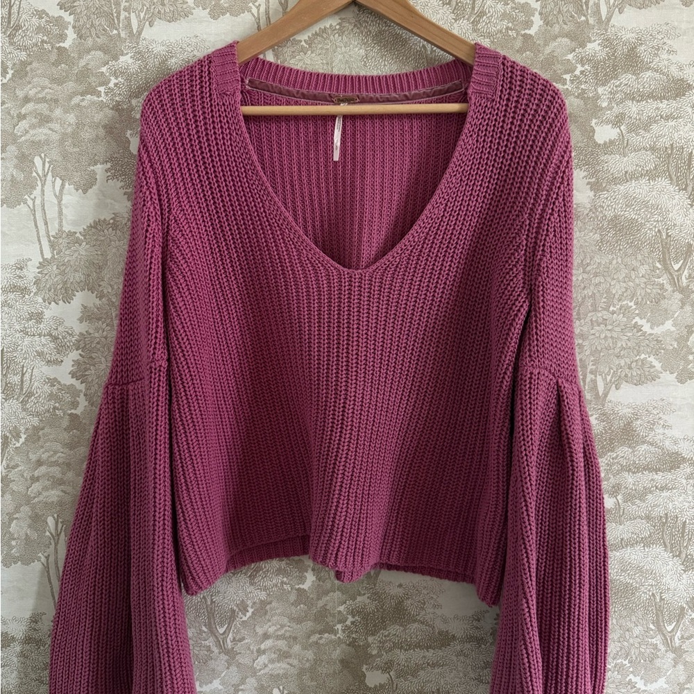 Free People Rose Pink V-Neck Bell Sleeve Sweater - Picture 2 of 10
